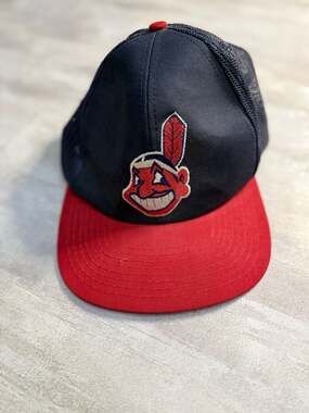 Vintage Cleveland Indians Chief Wahoo Trucker Snapback Hat MLB Twins Enterprise